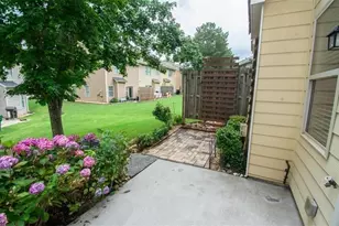 162 Townview Dr, Woodstock, GA 30189 - Photo 15