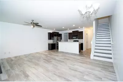 162 Townview Drive, Woodstock, GA 30189 - Photo 5