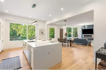 1045 Shepherds Lane NE, Atlanta, GA 30324 - Photo 17