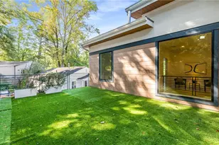 1045 Shepherds Ln NE, Atlanta, GA 30324 - Photo 43