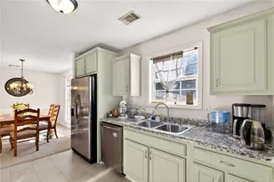 310 Oconee Ct, McDonough, GA 30252 - Photo 5