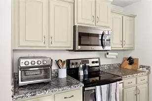 310 Oconee Ct, McDonough, GA 30252 - Photo 7