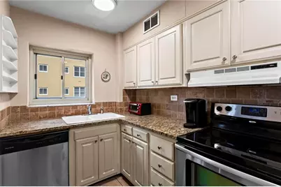 300 Peachtree Street NE #20O, Atlanta, GA 30308 - Photo 9