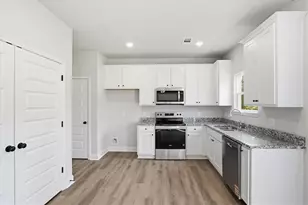 51 Wright St, Lavonia, GA 30553 - Photo 11
