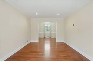 521 Rue Montaigne, Stone Mountain, GA 30083 - Photo 3