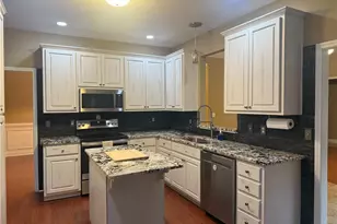 1422 New Holland Cir, McDonough, GA 30252 - Photo 9