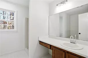 8692 Twin Oaks Dr, Jonesboro, GA 30236 - Photo 15