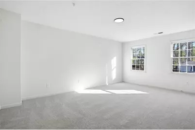 8692 Twin Oaks Drive, Jonesboro, GA 30236 - Photo 11