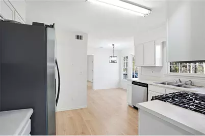 8692 Twin Oaks Drive, Jonesboro, GA 30236 - Photo 9