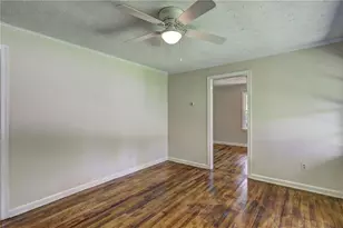 3378 Pio Nono Cir, Macon, GA 31206 - Photo 3