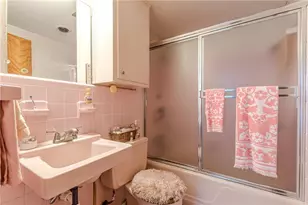 2985 Duke Of Gloucester, Atlanta, GA 30344 - Photo 15