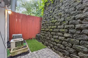 4010 Roswell Road NE, Atlanta, GA 30342 - Photo 21