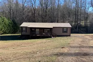 196 Westmoreland Meadows Dr, Cleveland, GA 30528 - Photo 1