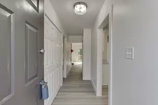 2485 Hidden Cove Ct, Gainesville, GA 30501 - Photo 3