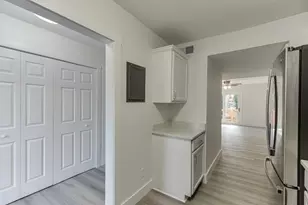 2485 Hidden Cove Ct, Gainesville, GA 30501 - Photo 7