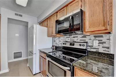 1304 Glenleaf Drive, Peachtree Corners, GA 30092 - Photo 19