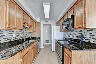 1304 Glenleaf Dr, Peachtree Corners, GA 30092 - Photo 17