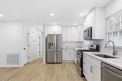 2095 Mulkey Road SW, Marietta, GA 30008 - Photo 13