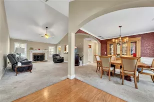 6935 Autumn Hills Dr, Cumming, GA 30028 - Photo 9