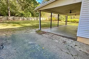 635 Valley Brook Rd, Scottdale, GA 30079 - Photo 17