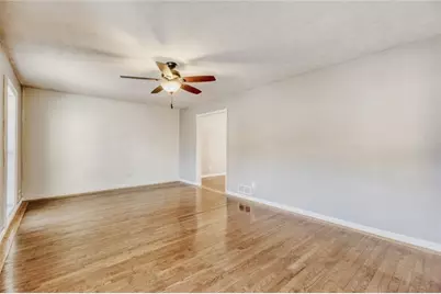 2201 Colonial Oak Way, Stone Mountain, GA 30087 - Photo 7