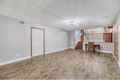 2201 Colonial Oak Way, Stone Mountain, GA 30087 - Photo 11