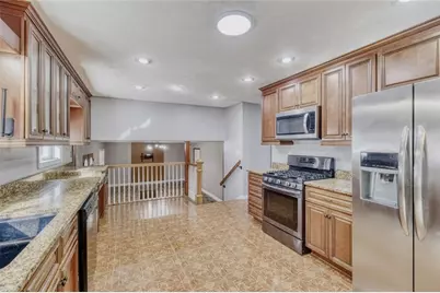 2201 Colonial Oak Way, Stone Mountain, GA 30087 - Photo 15