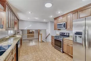 2201 Colonial Oak Way, Stone Mountain, GA 30087 - Photo 15