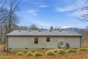 290 Rocky Mountain Pl, Suches, GA 30572 - Photo 5