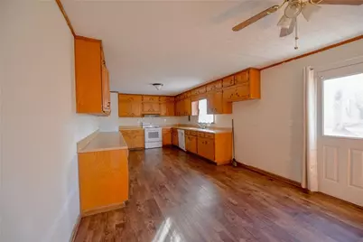 194 Boulevard St, Cleveland, GA 30528 - Photo 17