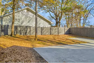 145 E Oak Street E, Lawrenceville, GA 30046 - Photo 21