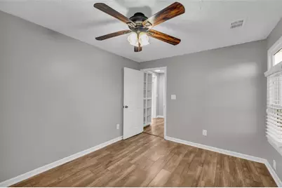 145 E Oak Street E, Lawrenceville, GA 30046 - Photo 15