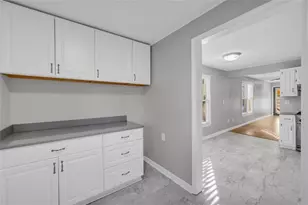 145 E Oak Street E, Lawrenceville, GA 30046 - Photo 7