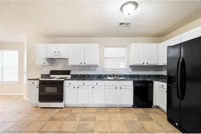 5333 Knights Landing, Ellenwood, GA 30294 - Photo 13