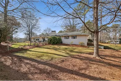 2077 Luray Court, Atlanta, GA 30338 - Photo 33