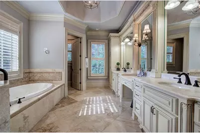 4076 Peachtree Dunwoody Road NE, Atlanta, GA 30342 - Photo 27