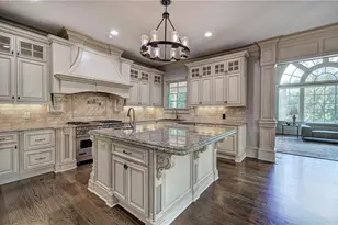 4076 Peachtree Dunwoody Road NE, Atlanta, GA 30342 - Photo 15