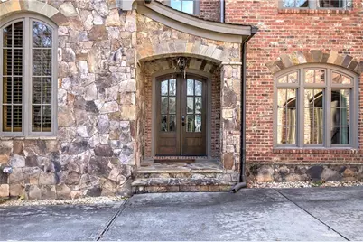 4076 Peachtree Dunwoody Road NE, Atlanta, GA 30342 - Photo 3