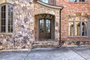 4076 Peachtree Dunwoody Road NE, Atlanta, GA 30342 - Photo 3