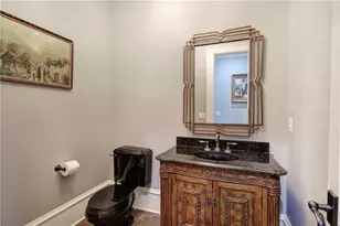 4076 Peachtree Dunwoody Road NE, Atlanta, GA 30342 - Photo 19