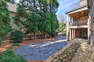 4076 Peachtree Dunwoody Road NE, Atlanta, GA 30342 - Photo 51