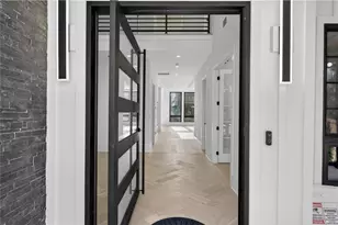 1343 Merry Ln NE, Atlanta, GA 30329 - Photo 7