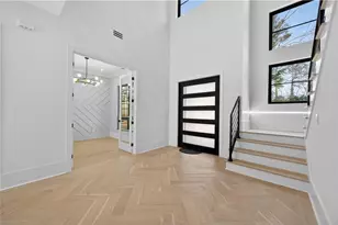 1343 Merry Ln NE, Atlanta, GA 30329 - Photo 9