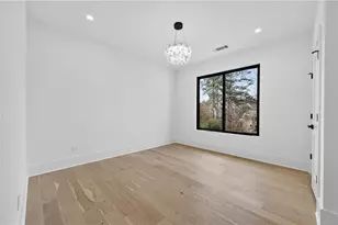 1343 Merry Ln NE, Atlanta, GA 30329 - Photo 53