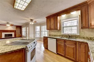 828 Clarion Way, Lawrenceville, GA 30044 - Photo 19