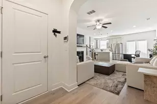 5853 Greystone Dr, Lithonia, GA 30058 - Photo 5