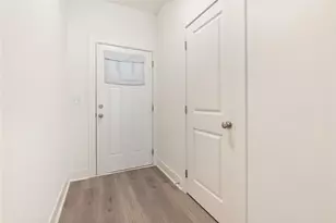 5853 Greystone Dr, Lithonia, GA 30058 - Photo 3