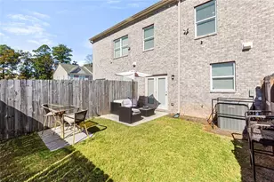 5853 Greystone Dr, Lithonia, GA 30058 - Photo 17