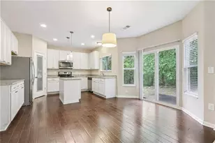 1647 Shire Village Dr, Sugar Hill, GA 30518 - Photo 3