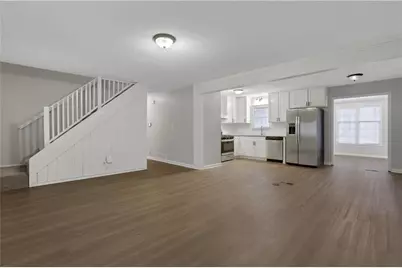 373 England Place, Marietta, GA 30066 - Photo 9